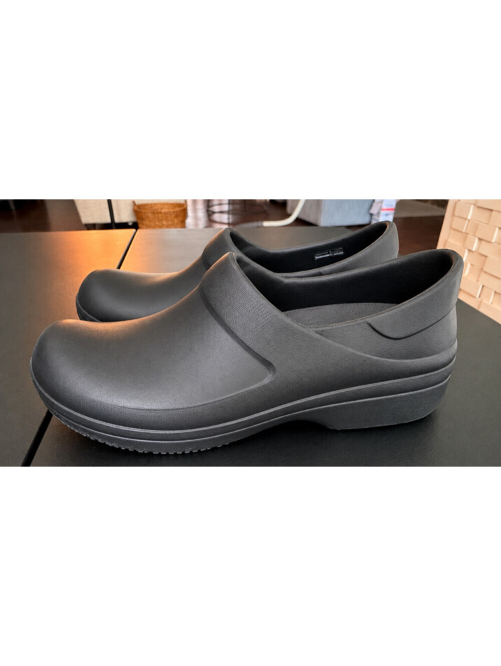 Crocs Neria Pro II Work Clogs Black Slip Resistant Women’s Size 11 Men's 9.5